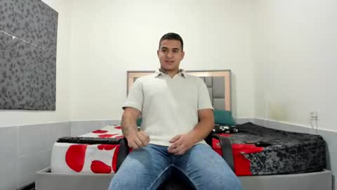 SIMON KELER online show from July 10, 10:51 am