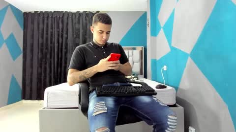 SIMON KELER online show from December 13, 12:31 am