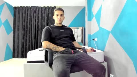 SIMON KELER online show from December 17, 4:45 am