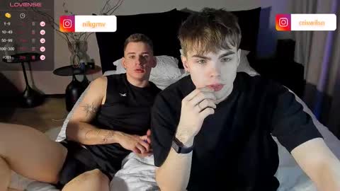 Snapshot of simonwnl chatting on February 15, 4:12 pm Simon online show from February 15, 4:12 pm