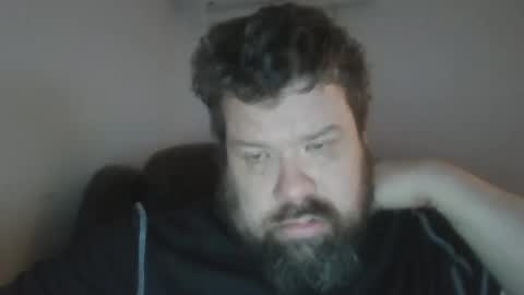 Snapshot of singledude_69 chatting on December 18, 12:07 pm SingleDude 69 online show from December 18, 12:07 pm