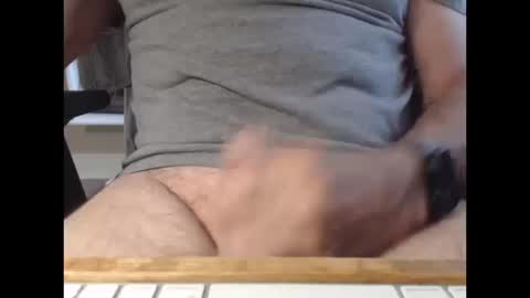 SingleMaleCA online show from October 10, 3:50 pm