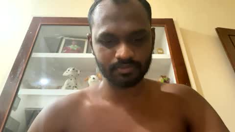 Snapshot of singletamilblackboy chatting on September 25, 5:56 pm singletamilblackboy online show from September 25, 5:56 pm