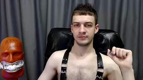 Snapshot of sir_damien chatting on October 24, 2:57 am Sir Damien online show from October 24, 2:57 am