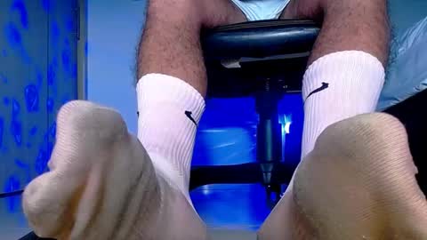 Snapshot of sir_kev66 chatting on September 21, 12:00 am only foot                         worshipers here online show from September 21, 12:00 am