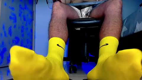Snapshot of sir_kev66 chatting on September 15, 2:58 am only foot                         worshipers here online show from September 15, 2:58 am
