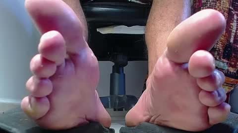 Snapshot of sir_kev66 chatting on January 23, 10:11 pm only foot                         worshipers here online show from January 23, 10:11 pm