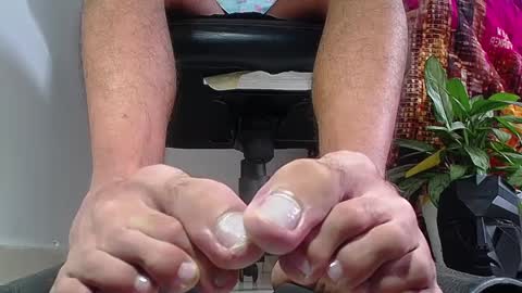 Snapshot of sir_kev66 chatting on January 9, 7:08 pm only foot                         worshipers here online show from January 9, 7:08 pm