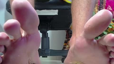 Snapshot of sir_kev66 chatting on January 12, 8:57 pm only foot                         worshipers here online show from January 12, 8:57 pm