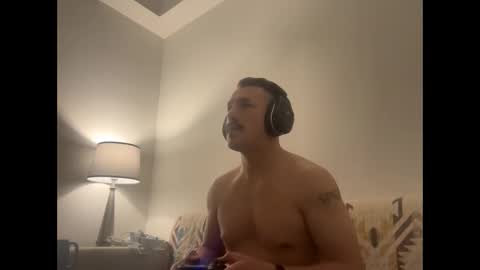 Snapshot of sirbubblesworth chatting on September 17, 1:50 am sirbubblesworth online show from September 17, 1:50 am