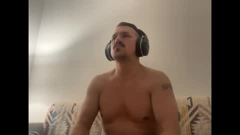 Snapshot of sirbubblesworth chatting on September 15, 4:47 am sirbubblesworth online show from September 15, 4:47 am