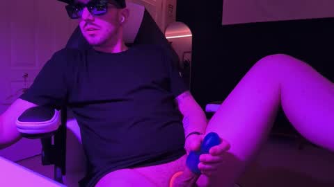 Sir Daddy McQween online show from March 26, 8:07 am