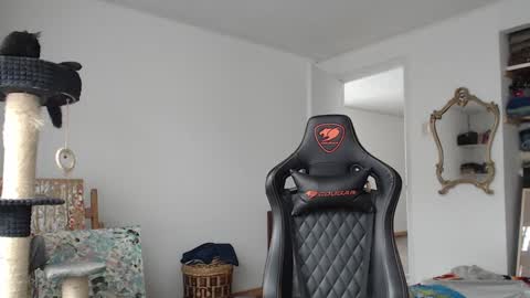 siriss_boyrag online show from January 16, 8:25 pm