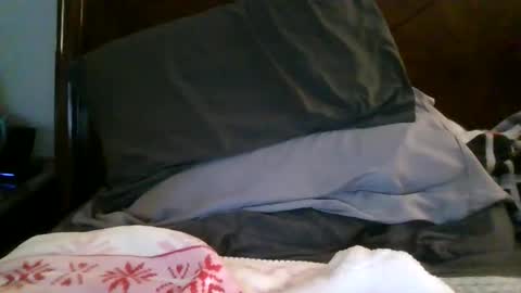 wants to suck cock online show from December 15, 2:08 am