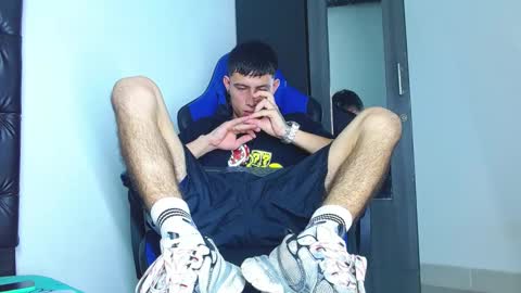 skinny marked online show from December 16, 10:34 pm