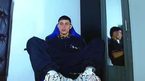 skinny marked online show from December 22, 2:06 am