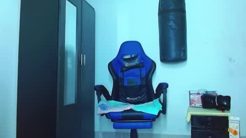 skinny marked online show from January 28, 2:11 am