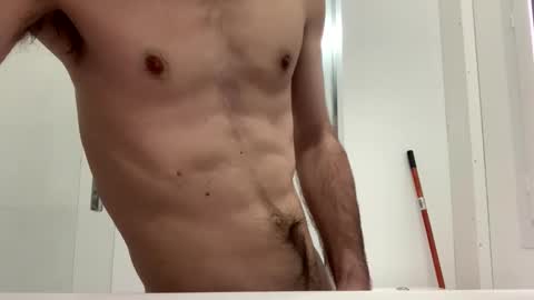 skinnybigdk online show from January 2, 2:46 pm