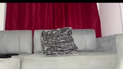 skinnylatin69 online show from September 11, 3:27 am