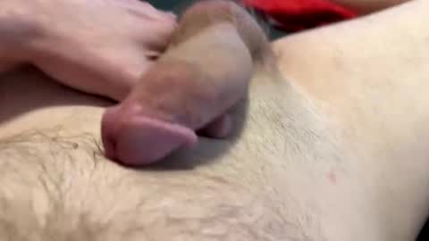 Snapshot of skittles333tw chatting on October 19, 6:33 pm skittles333tw online show from October 19, 6:33 pm