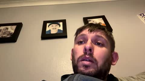 skuzzy25 online show from February 4, 12:40 am