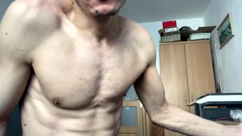 slabyhrac online show from February 25, 7:20 am