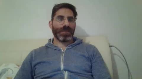 camboy online show from December 31, 11:39 pm