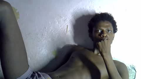 Snapshot of slim_long01 chatting on October 25, 2:41 pm slim long01 online show from October 25, 2:41 pm