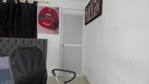 slim_master12 online show from June 3, 12:45 am