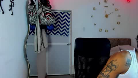 slim_master12 online show from September 18, 5:53 am