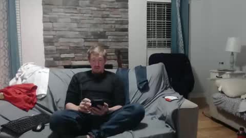 Snapshot of slimjp chatting on October 27, 2:25 am slimjp online show from October 27, 2:25 am