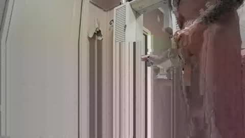 smallone8825 online show from October 18, 7:02 am