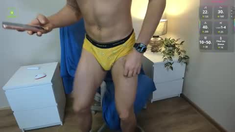 Snapshot of smart_fit_lad chatting on October 25, 9:38 pm Mateo online show from October 25, 9:38 pm