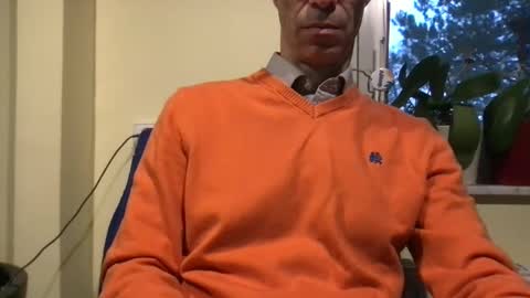 Snapshot of smart_sex69 chatting on December 6, 7:32 am smart_sex69 online show from December 6, 7:32 am