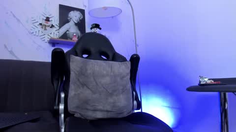 SMIT  online show from January 9, 8:22 pm