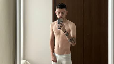 SMIT  online show from November 18, 9:06 pm