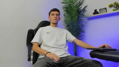 SMIT  online show from December 5, 3:59 am