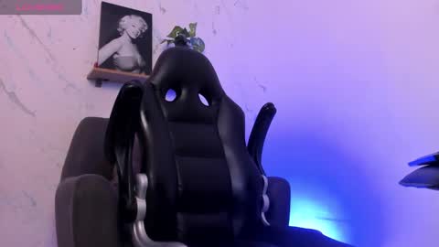 SMIT  online show from February 16, 8:33 pm