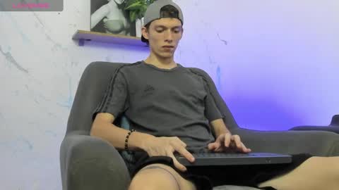 SMIT  online show from January 15, 8:26 pm