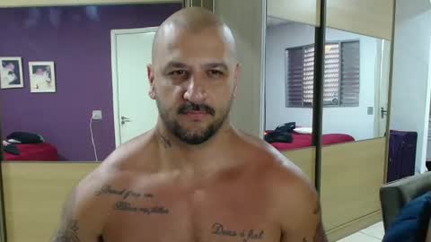 Snapshot of smithduke chatting on February 11, 6:44 pm smithduke online show from February 11, 6:44 pm