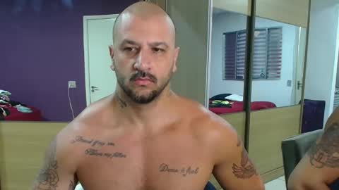 Snapshot of smithduke chatting on March 5, 2:12 pm smithduke online show from March 5, 2:12 pm