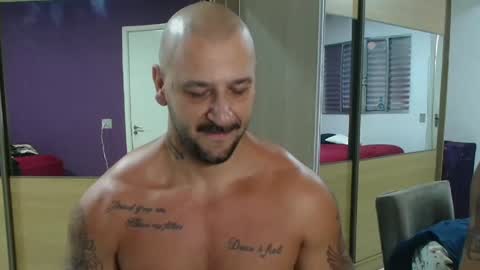 Snapshot of smithduke chatting on February 27, 11:20 am smithduke online show from February 27, 11:20 am