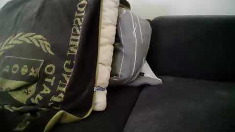 Snapshot of smokeandwatching chatting on February 23, 7:38 am Smokeandwatching online show from February 23, 7:38 am