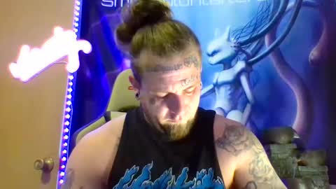 smoke online show from February 15, 12:24 pm