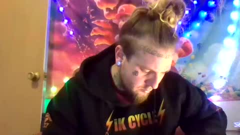 smoke online show from January 10, 6:06 pm