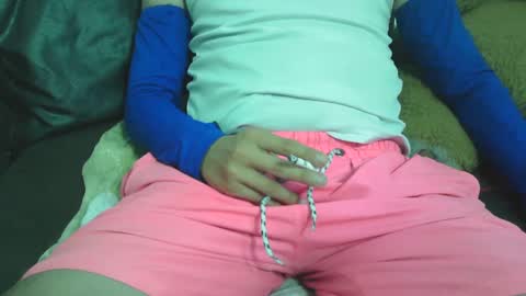 smoker2929 online show from October 2, 12:31 pm