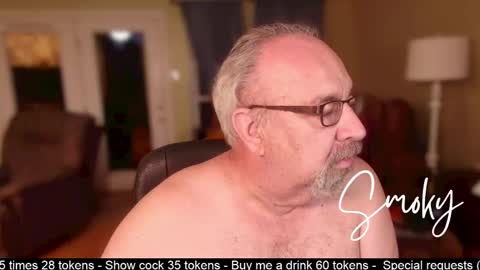 Snapshot of smokymountanman chatting on October 8, 11:31 pm smokymountanman online show from October 8, 11:31 pm