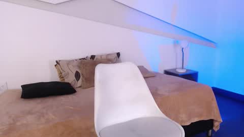 Ethan online show from January 15, 4:31 pm