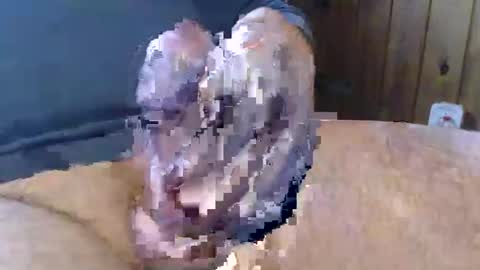 Snapshot of sn0man69 chatting on December 25, 6:52 pm sn0man69 online show from December 25, 6:52 pm