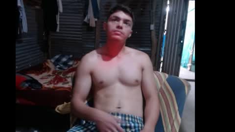 snakeguy08 online show from April 16, 1:33 pm